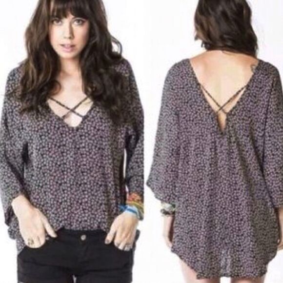 Brandy Melville John Galt Floral High-Low Tunic Top - Picture 1 of 13